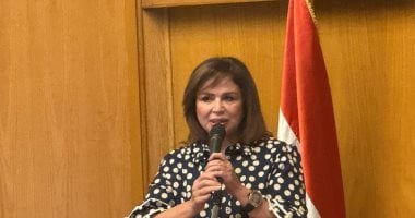 إلهام شاهين بحفل توزيع جوائز أفضل مقال: الشباب أملنا وأتمنى أن تصل الجوائز لمستحقيها