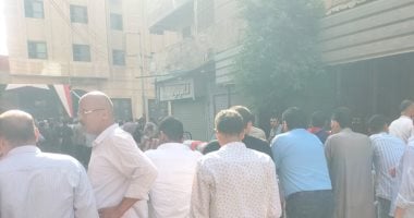 توافد راغبى الترشح لمجلس النواب أمام محكمة الزقازيق لتقديم أوراقهم