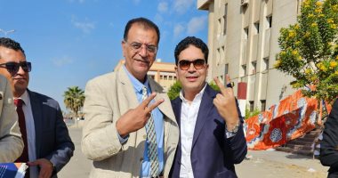 رمز الأسد.. ضياء الدين داود يتقدم بأوراق ترشحه لانتخابات مجلس النواب بدمياط