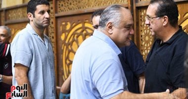 نجوم الرياضة يقدمون واجب العزاء فى نوح آدم نجم الزمالك الأسبق.. صور