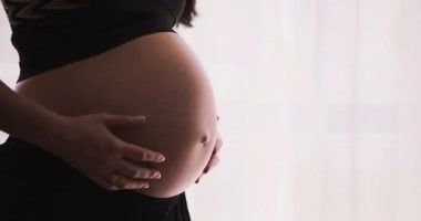 تفسير حلم الولادة.. زوال هموم للمتزوجة ومرحلة جديدة للعزباء