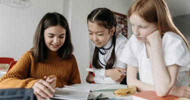 4 مهارات تعزز الاندماج فى العمل الجماعى وتحسن تواصل الفريق
