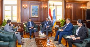 سفير باكستان يؤكد على أهمية ربط ميناء الإسكندرية بميناء جوادار الباكستانى