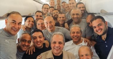 منتخب مصر يعود على متن رحلة خاصة بعد التأهل التاريخي لمونديال 2026 (صور)