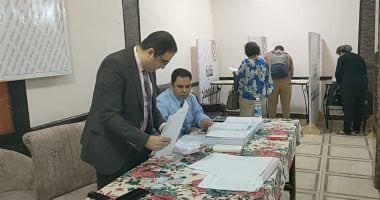 انتهاء عملية التصويت وبدء فرز الأصوات فى انتخابات نقابة الأطباء بسوهاج