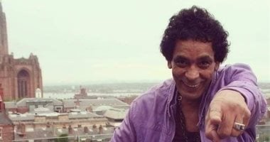 "الطشت قالي ومش كل كل".. كيف تنبأ محمد منير بأغاني المهرجانات منذ 20 سنة؟