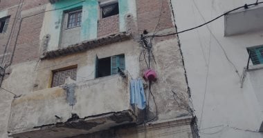 إصابة 3 سيدات فى حادث سقوط سقف غرفة بعقار بمنطقة غيط العنب بالإسكندرية