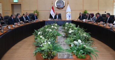 الصناعة: تقديم حوافز مادية من قيمة رسوم بتعديل الطاقة الإنتاجية لمصانع الأسمنت