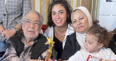 ابنة صبرى عبد المنعم توضح كواليس دخول والدها المستشفى مجددا.. التفاصيل