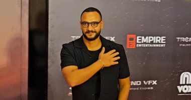 أحمد خالد صالح يدعم زوجته فى العرض الخاص لفيلم أوسكار عودة الماموث.. صور 