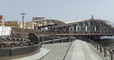 برج إيفيل دمياط أثر تاريخى تحول لمركز ثقافى.. جسر الحضارة بُنى عام 1890 بمحافظة الجيزة بنفس الأدوات المستخدمة فى تشييد برج إيفل.. ونُقل جزء منه لدمياط للسماح للمركبات بالعبور إلى الجهة المقابلة من النهر.. صور