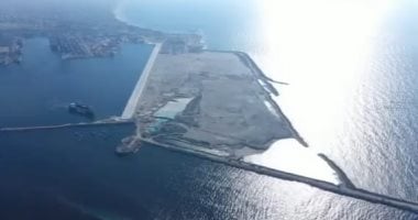 وزارة النقل تقترب من تشغيل محطة تحيا مصر 2 بميناء الدخيلة.. صور