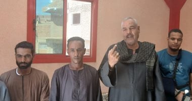 حب حتى الموت.. وفاة زوجة بعزاء زوجها بعد ساعة من دفنه حزنا عليه بقنا.. فيديو