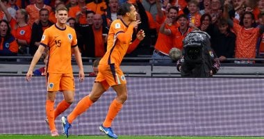 هولندا ضد فنلندا.. الطواحين تحسم الشوط الأول بثلاثية فى تصفيات كأس العالم