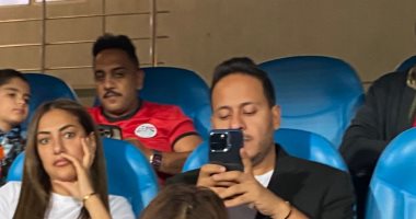 الفنان أوس أوس وإبراهيم صلاح يدعمان المنتخب أمام غينيا بيساو