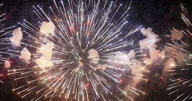 الألعاب النارية تضىء سماء استاد القاهرة احتفالا بصعود منتخب مصر للمونديال.. صور