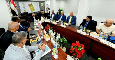 "الشربيني" يؤكد دعم وزارة الإسكان لمحافظة أسيوط في كل ما يخص ملفات عمل الوزارة