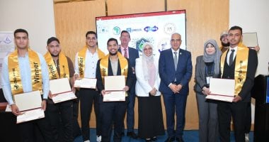 تكريم أفضل طلاب الجامعات الملتحقين ببرنامج التدريب الصيفي بوزارة الرى