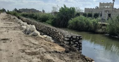 محافظ كفر الشيخ يوجه بسرعة تنفيذ أعمال تبطين ترعة الزاوية بمركز الرياض