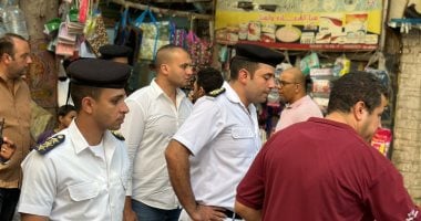 استمرار الحملات الأمنية فى المعادى لليوم الخامس يعيد الانضباط للشارع.. صور