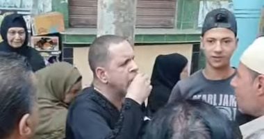 ضبط شخص يرتدي ملابس نسائية ونقاب للتسول بالغربية
