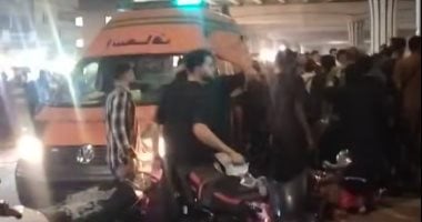 شهود عيان: فتاة صدمت شاب ووالدته أثناء تعلمها القيادة في البراجيل