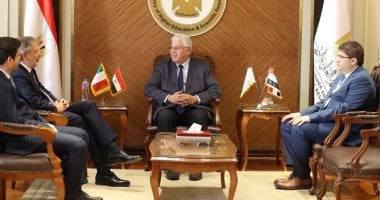 وزير التعليم العالى يستقبل السفير الإيطالي بالقاهرة بمقر الوزارة