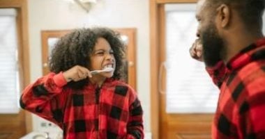 6 نصائح فعالة لتعديل سلوك طفلك فى سن 7 لـ 12 سنة.. مرحلة مصيرية