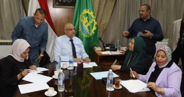 توفير فرص عمل وإعفاء من مصروفات الدراسة فى لقاء محافظ القليوبية مع المواطنين
