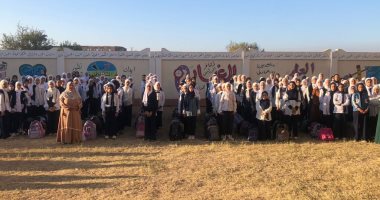 مدير تعليم القليوبية يفاجئ مدارس ببنها لمتابعة انتظام العملية التعليمية