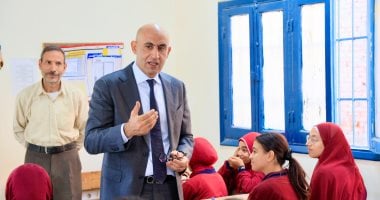 وزير التعليم يوجه بمتابعة تحصيل الطلاب بصفة يومية بالمدارس