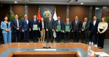 وزير البترول يشهد توقيع تمديد عقد تنمية حقل بلطيم شرق بين هيئة البترول وشركتى "إيني" و"بي بي"