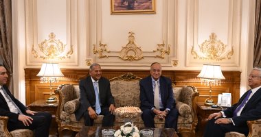 رئيس مجلس النواب يستقبل محمود كارم ويؤكد أهمية تعديلات قانون القومى لحقوق الإنسان