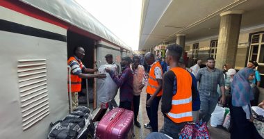 السكة الحديد تسير الرحلة 25 لعودة السودانيين لوطنهم وتنقل 23.7 ألف سودانى