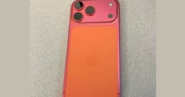لونه بقى وردى.. أزمة جديدة لهاتف iPhone 17 Pro Max البرتقالى تهدد مبيعاته