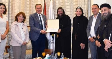 الهيئة العامة للخدمات البيطرية تكرّم أسقفية الخدمات وحياة كريمة