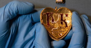 المتحف البريطانى يطلق حملة تبرعات لجمع 4.5 مليون دولار لشراء قلادة قلب تيودور