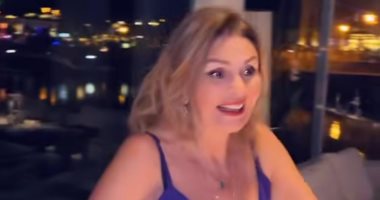 ماجد المصرى وجومانا مراد وهالة صدقى وبوسى شلبى يحتلفون بأيقونة الفن يسرا فى الجونة