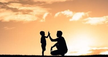 اليوم العالمى للأخلاق.. 4 نصائح لتربية طفل على خلق