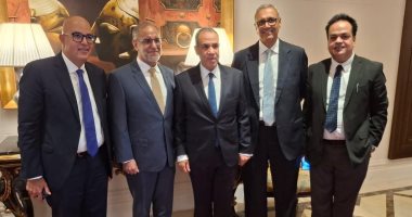 وزير الخارجية يلتقى رئيس مجلس إدارة مجموعة شركات TCI Sanmar
