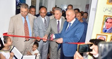 الأقصر تستضيف ليالى الثقافة والعلم والفنون لترسيخ الوعى الوطنى ضمن فعاليات المعرض الرابع للكتاب.. المحافظ ومدير مكتبات مصر العامة يفتتحان المعرض بمشاركة 15 دار نشر.. وفنون جميلة تقدم 30 لوحة لفنون الكتاب
