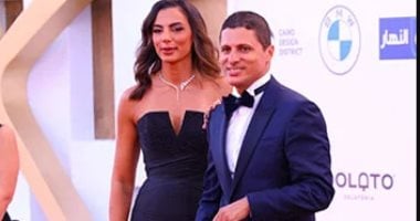 عمرو منسى وماريان خورى وكامل الباشا أول حضور افتتاح مهرجان الجونة.. فيديو