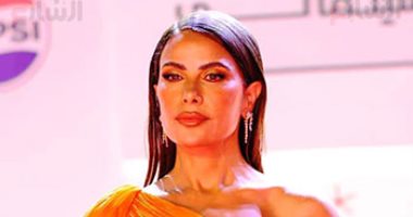 نيللي كريم وصبا مبارك وأمينة خليل بإطلالات ملفتة فى افتتاح مهرجان الجونة.. صور 