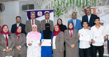 تعليم سوهاج تكرم 3 طلاب لحصدهم المراكز الأولى بمسابقة الإبدع والتحول الرقمى
