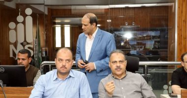 محافظ الشرقية يتابع مع رؤساء المراكز والمدن والأحياء سير العمل بالمواقف