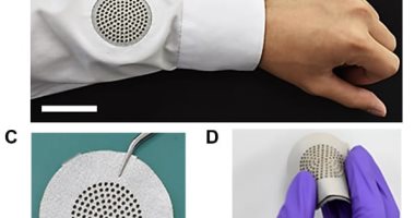 العلماء يبتكرون طريقة للتحدث إلى ChatGPT من خلال قطعة قماش فى قميصك