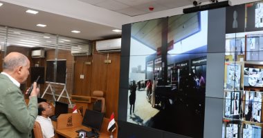 محافظ المنيا يتابع انتظام العمل بمحطات الوقود ومواقف سيارات الأجرة