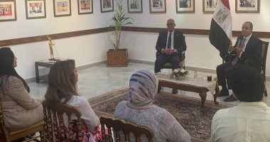 وزير الخارجية يلتقي أعضاء الجالية المصرية بالهند