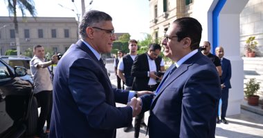 محافظ الجيزة يشيد بريادة جامعة القاهرة فى إطلاق استراتيجية الذكاء الاصطناعى