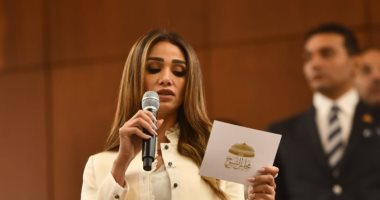 بعد أداء اليمين بالشيوخ.. إنجى نصيف: الفصل التشريعى الثانى يأتى فى مرحلة فارقة